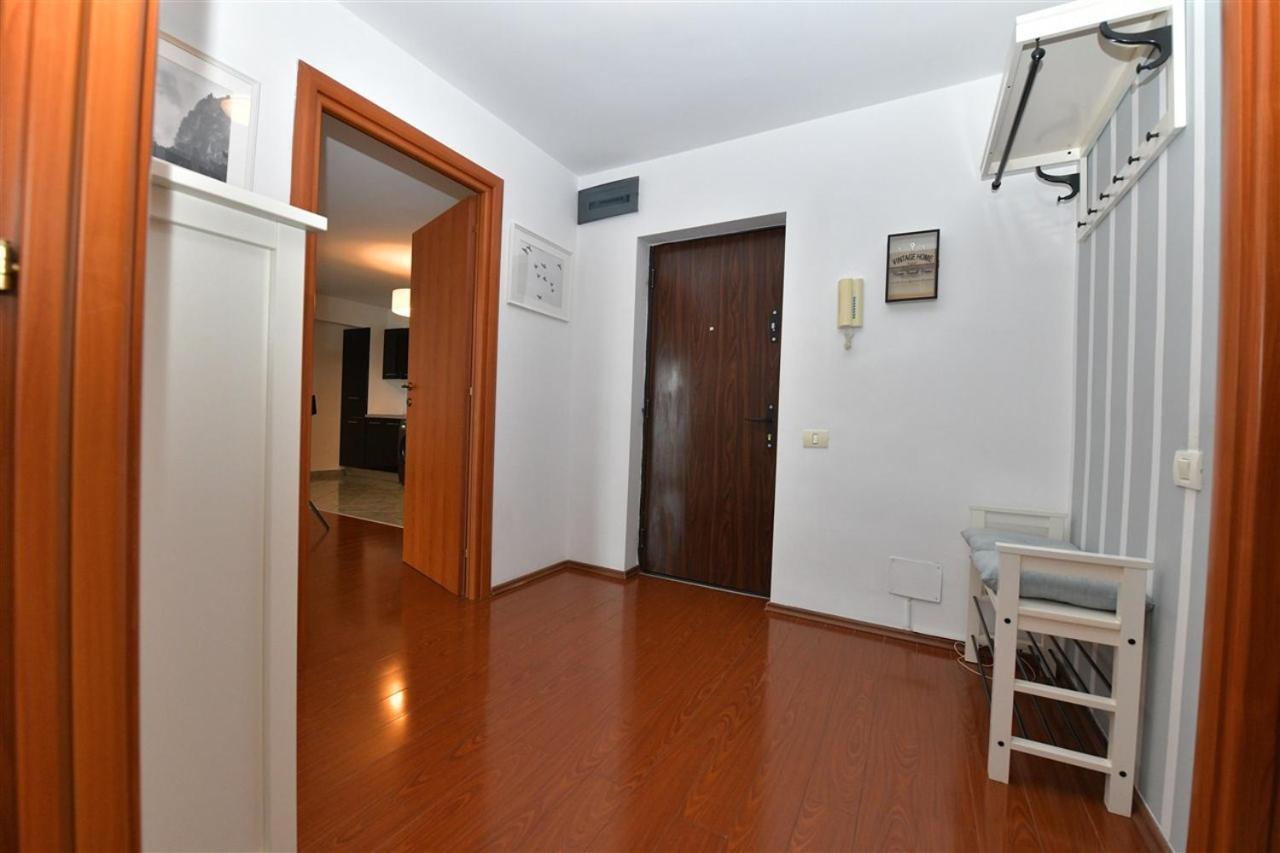 Apartament Lux 1 Mai Pod Bükreş Dış mekan fotoğraf